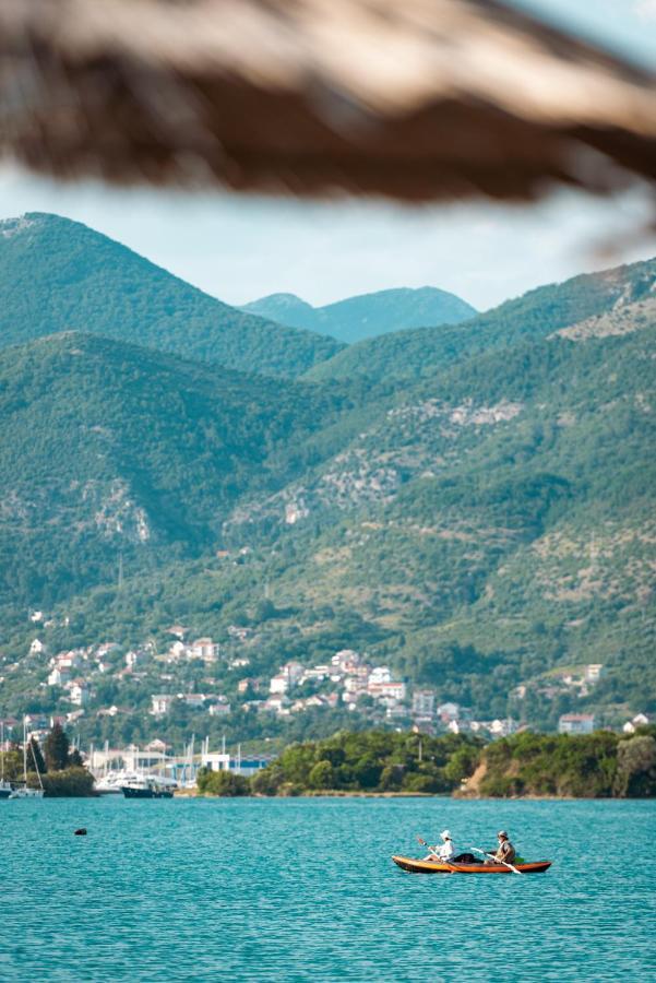 Aquata Apartments Tivat Exterior foto